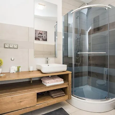 Holiday&suite Klanac * فير