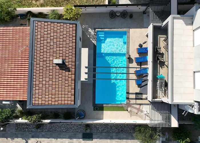 Holiday&suite Klanac * Vir