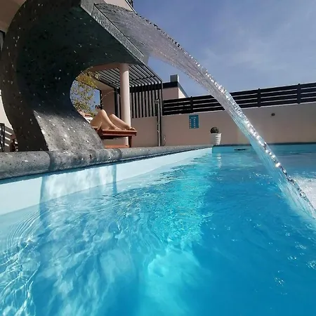 Holiday&suite Klanac Apartment *