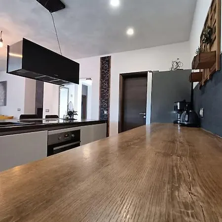 Holiday&suite Klanac Apartment