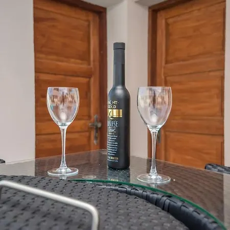 Apartment Holiday&suite Klanac *