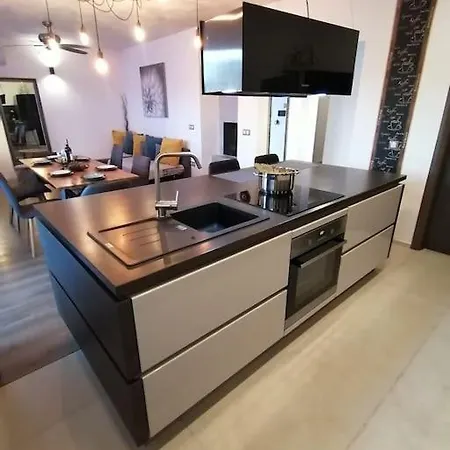 Holiday&suite Klanac * Vir