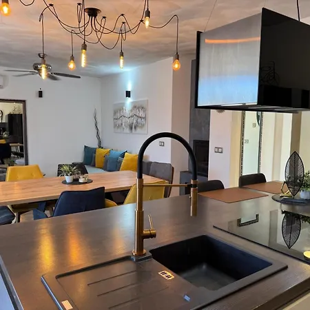 Apartment Holiday&suite Klanac Vir